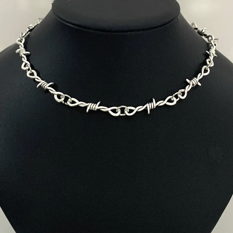 Small wire Brambles sword Choker Necklace Women Hiphop Gothic Punk Style Barbed Wire Little thorns Chain Gift 241010