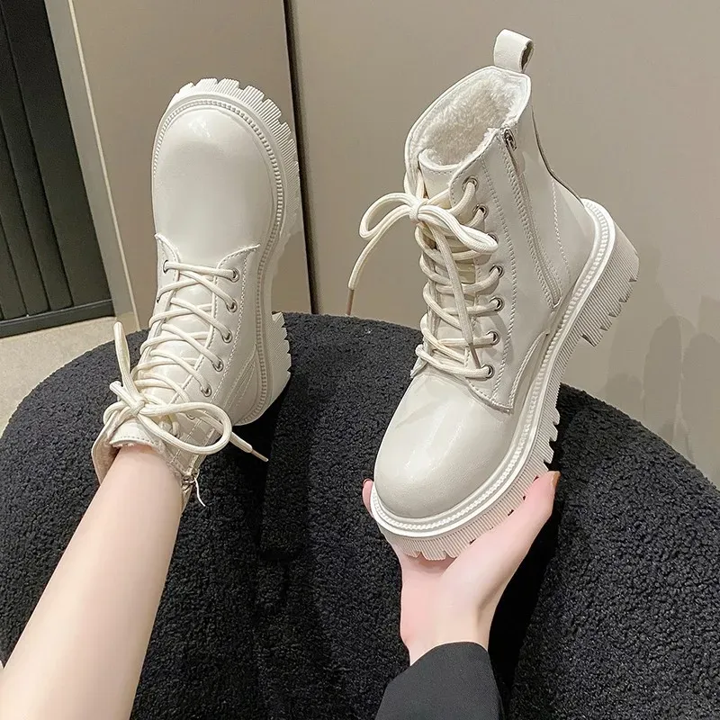 Free Shipping 2024 New Boots British Style Plush Thickened Fashionable Thick Soled For Womens Ankle Boots In White And Black 35-42 Size
