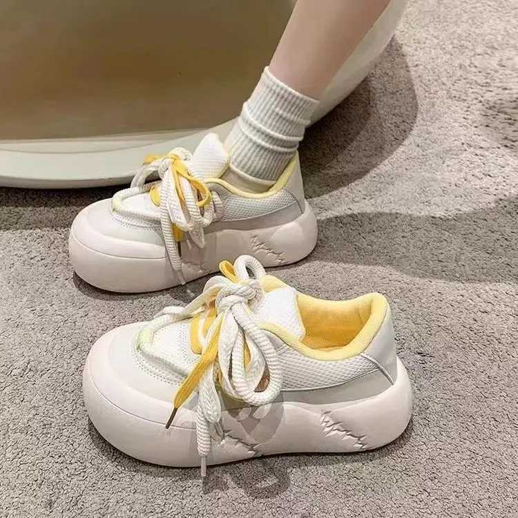 2024 Spring New Korean-Style Small White Shoes for Women Gradual Change Thick-Soled Sports Casual Shoes for Short Stature GirlsLX241015