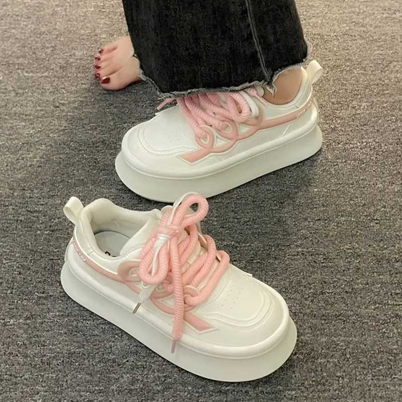 White Sneakers Women Platform Shoes Sports Kawaii Spring Summer 2024 Casual Tennis Female Skateboard Flats Korean VulcanizeLX241015