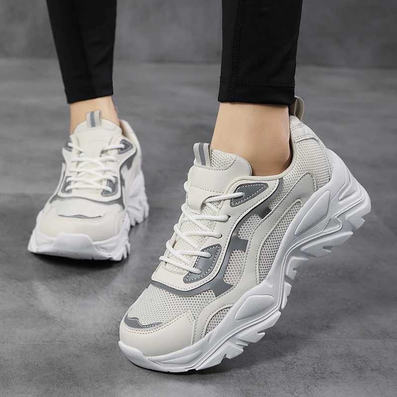 20219 Large Cross Border Reflective Belt Fashion Lightweight Thick Sole Heightened Dad Shoes Womens SneakersLX241015