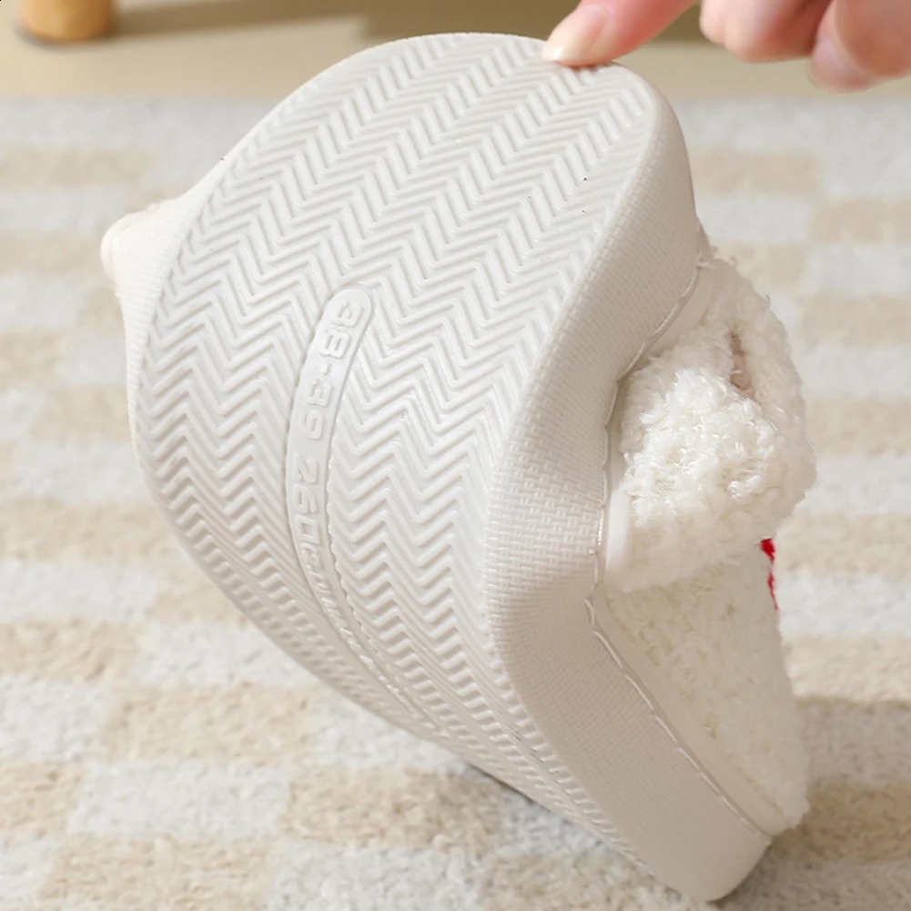 Santa Claus Fluffy Fur Slippers Cozy Plush Closed Toe Slippers Cartoon Plush Slip-on House Shoes Cute for Winter Indoor 241010