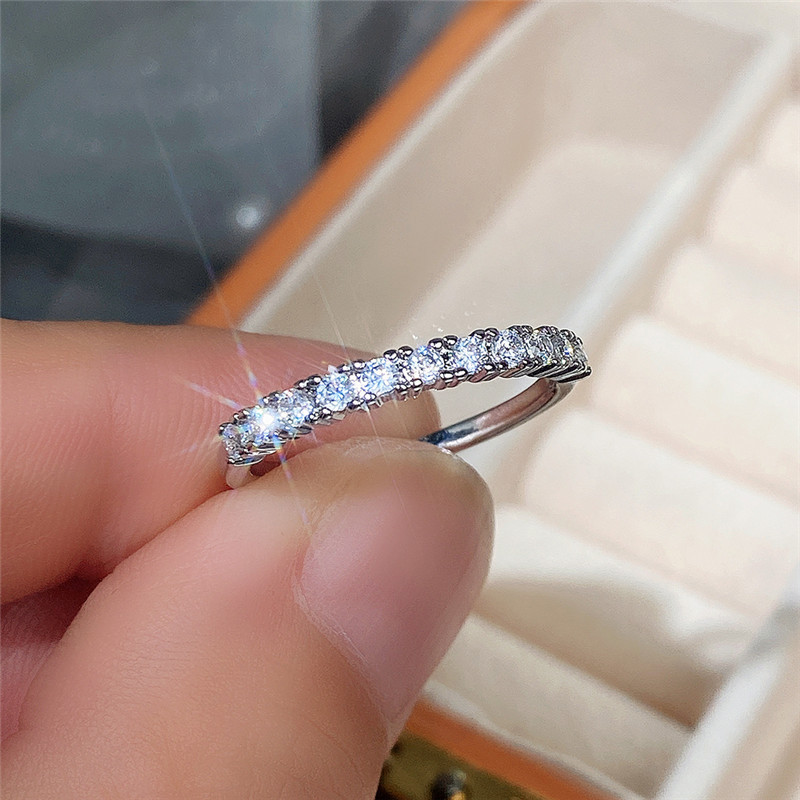 Solitaire Ring Fashion Contracted Design Women's with Brilliant White Cubic Zirconia Wedding Party Daily Wearable Statement Jewelry