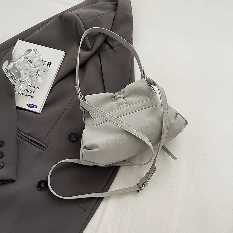 Ladies Casual Satchel Bag Large Capacity Pu Bow Underarm Trendy Clutch Handbag Adjustable Strap Outdoor Travel 241016