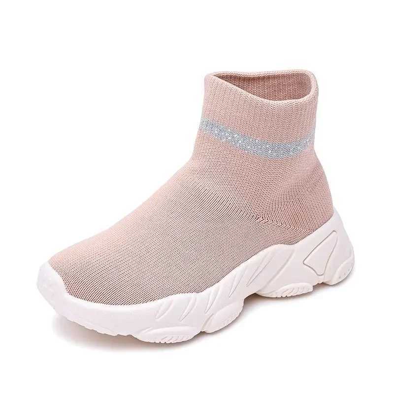 Childrens knitted are fashionable top of the line breathable sports shoes suitable for boys and girls wearing ankle boots non slip casual C260130