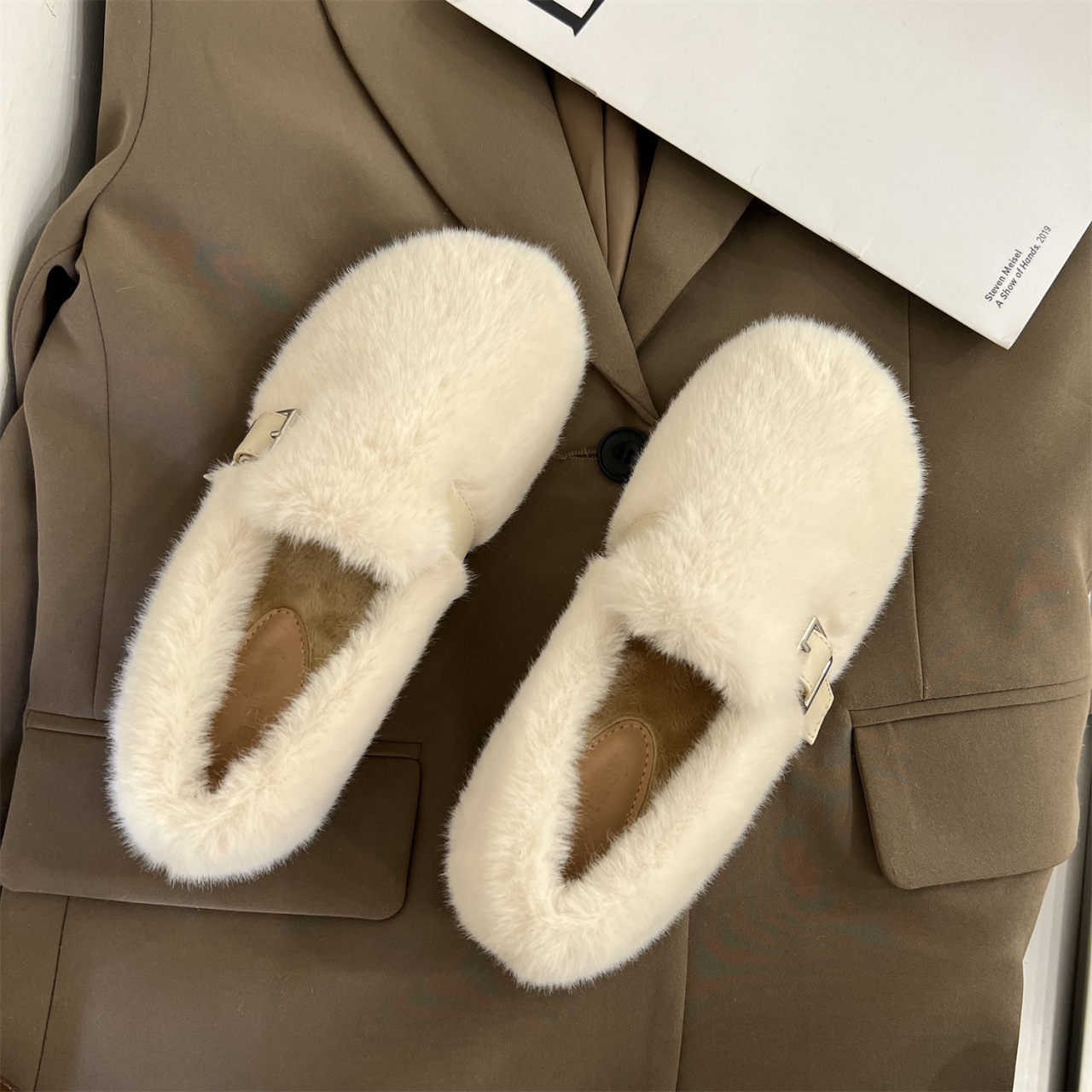Low Heels Shoes Woman Autumn Female Footwear Loafers Fur Casual Sneaker Round Toe New Boat Fall Moccasin Dress Winter