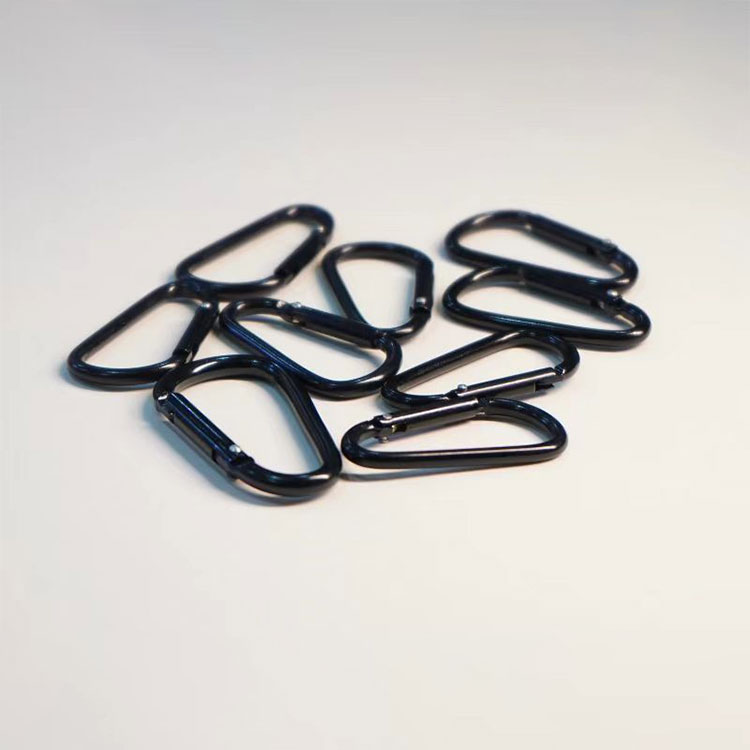 Aluminum D-Type Carabiner Hook - Full Black Finish for Mountaineering and Bag Attachment