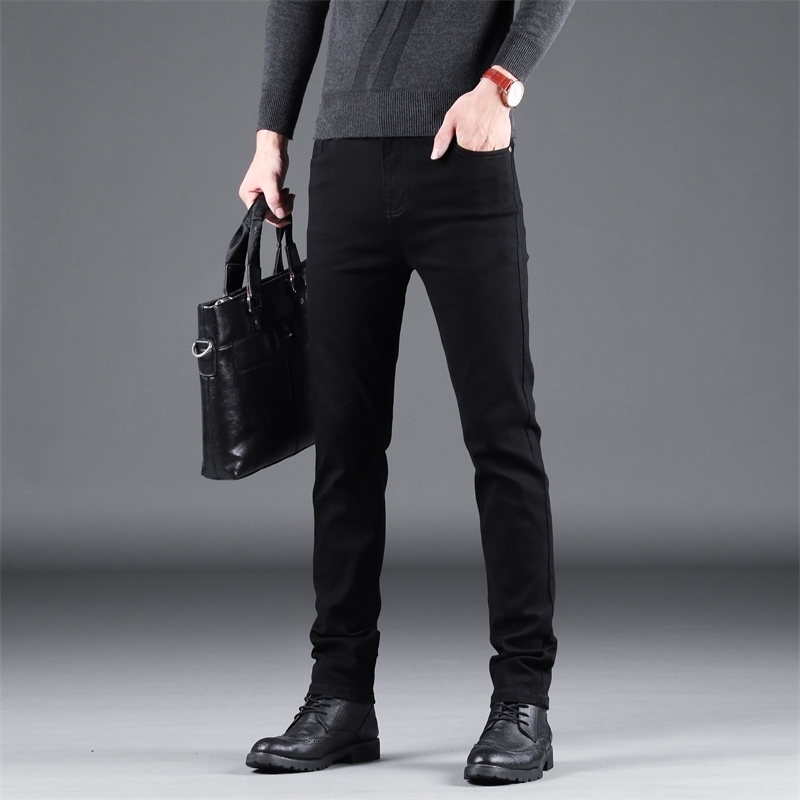 Autumn and Winter Stretch Mens Jeans Mens Style Straight and Versatile Denim Long Pants 241015