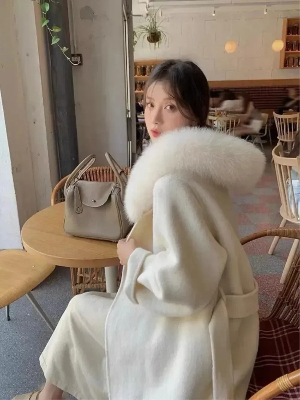 2024 New Design Hooded Wool Natural Fox Fur Outerwear Jackets With Belt Women's Overcoat Soft Woolen Coats Female