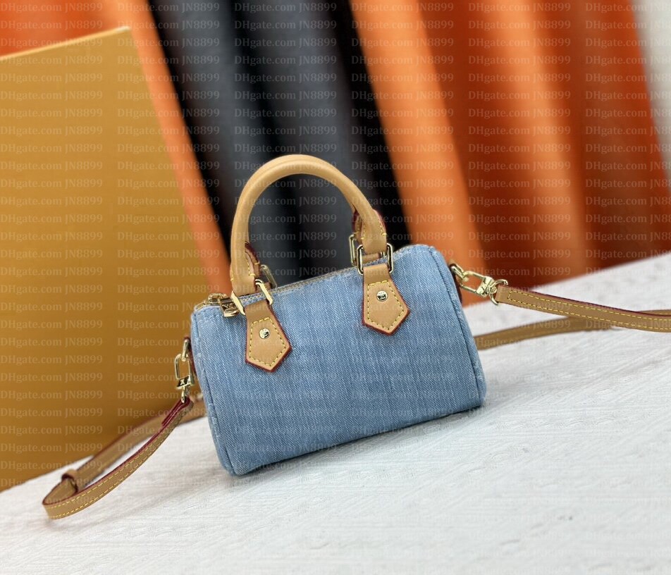 Designer Bag New Light Blue Denim Bag Luxury Bag 16CM Purses Totes High Quality Tote Woman Handbag Bags Shoulder Bags Women Handbags Cross Body W