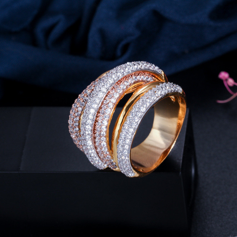 Rulalei Stunning Handmade Wedding Rings Luxury Jewelry 10KT White Gold Fill Pave White Sapphire CZ Diamond Party Elegant Party Women Cross Band Ring G