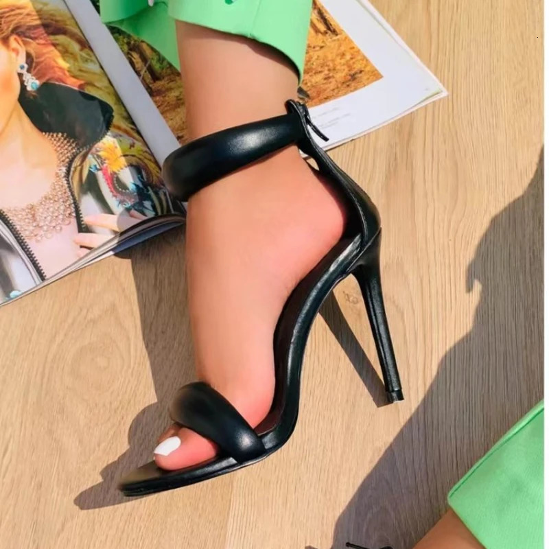 Sandal 2023 Concise Style Onestrap Sandals for Girl Sexy Stiletto Heel Back Zip Cover Heels Summer Sandalias Gold