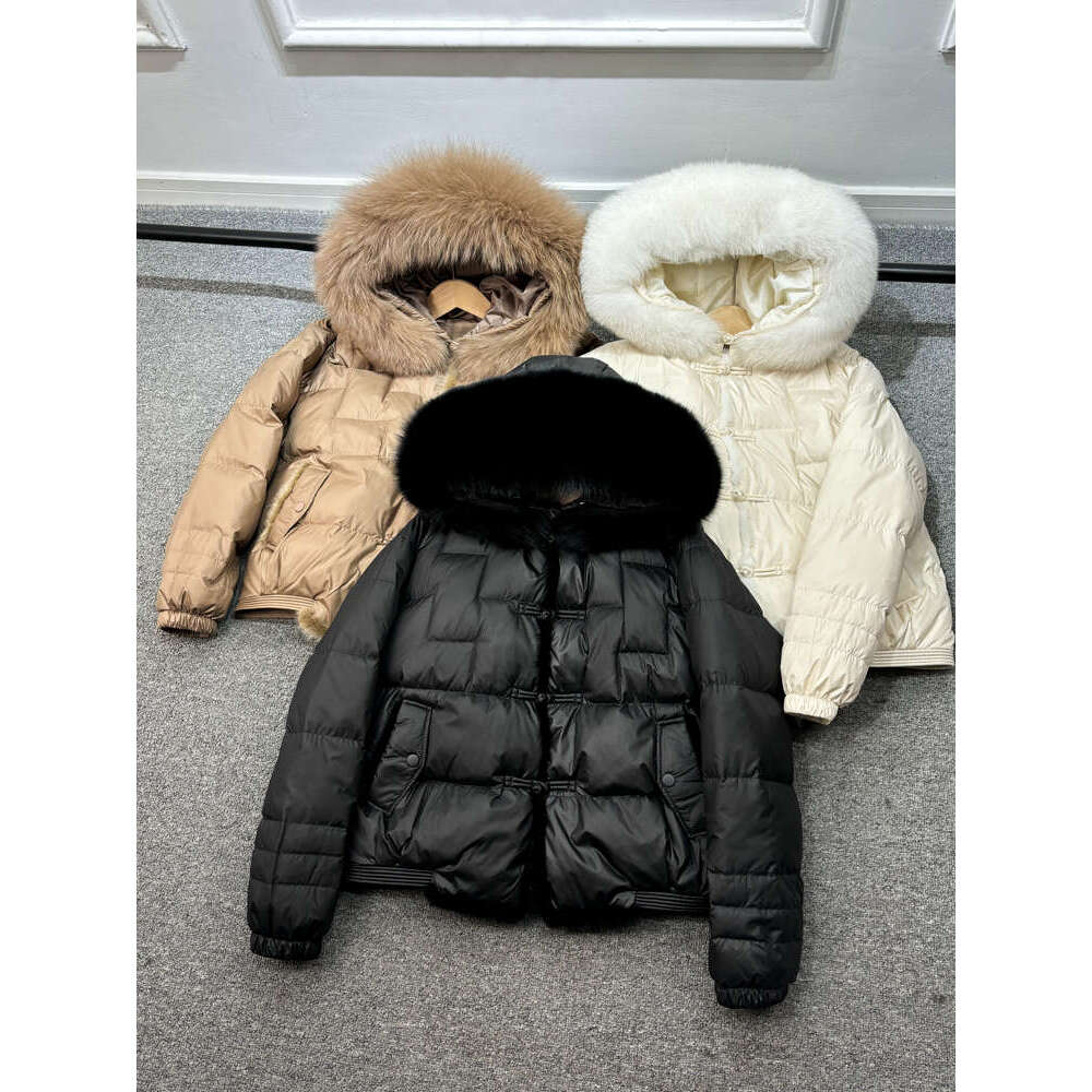 2024 New Winter Real Natural Fox Fur Collar Loose Mink Hooded Puffer Coat Women Warm Disc Buckle 90 White Duck Down Short Jacket