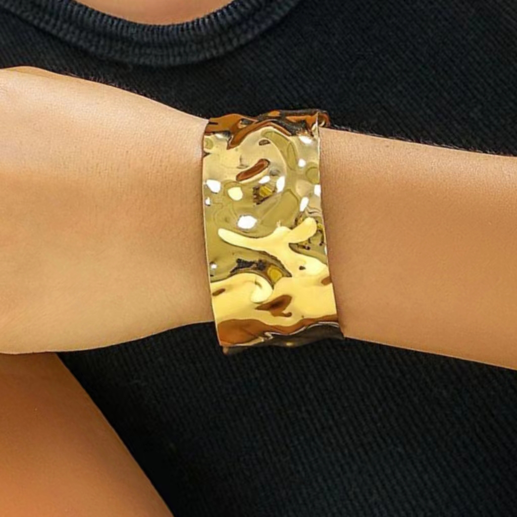 Chic Round Metal Bangles - Versatile Gender-Neutral Urban Style Wide Wristbands