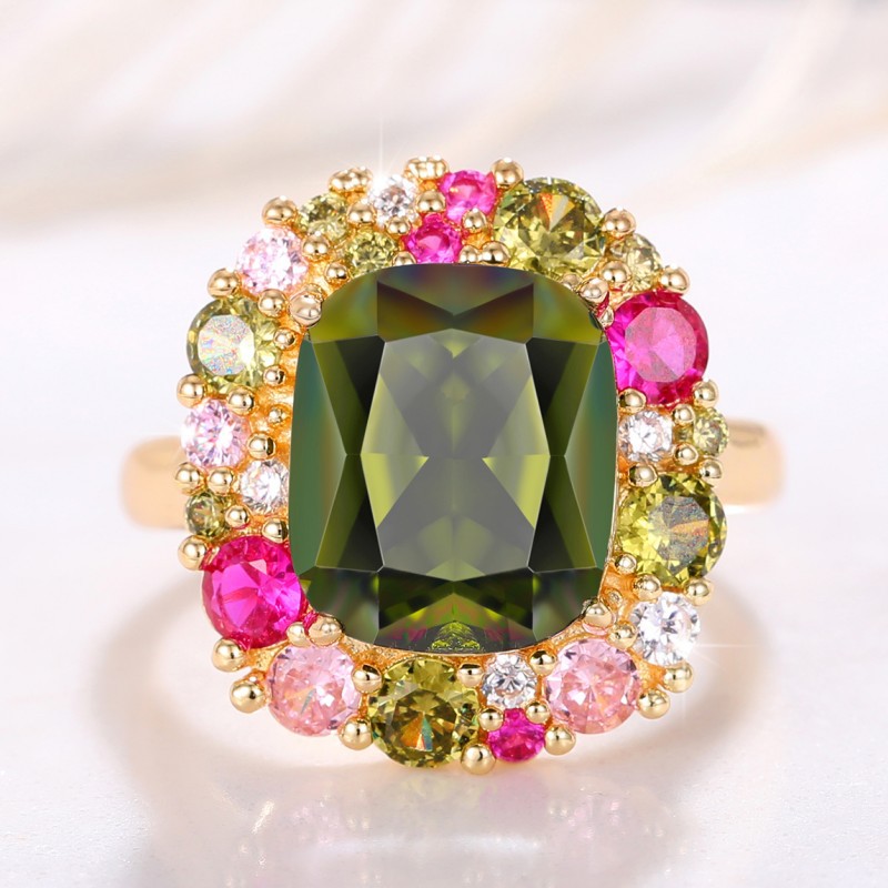 Solitaire Ring Emerald Square Elegant Ring Designer Vintage Flower Diamond Shiny Crystal Wedding Ring