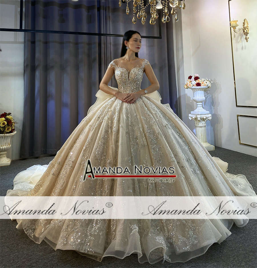 New design ruffles skirt long train wedding dresses bridal dress