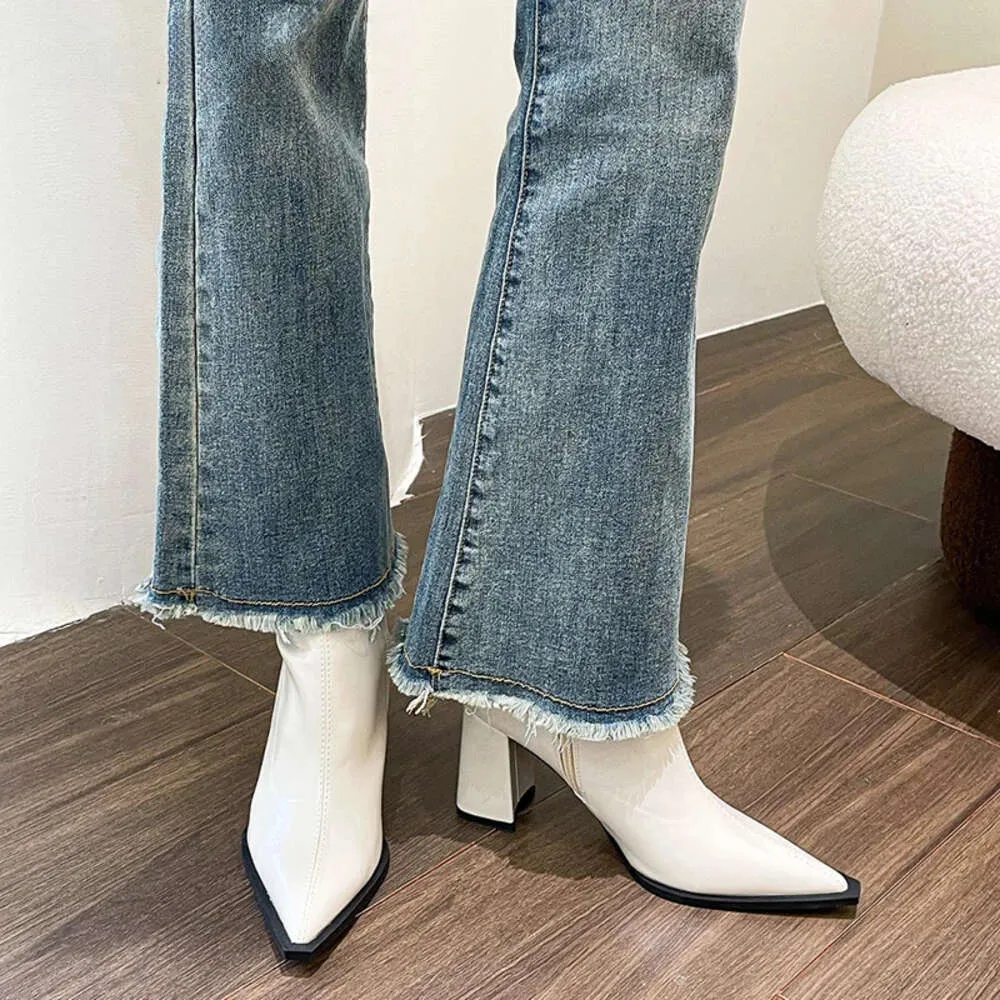 Winter Ankle Fashion Designer boot Back Zippers Pointed Toe Ladies Elegant Short Boot High Heel womens boots Footwear 241118