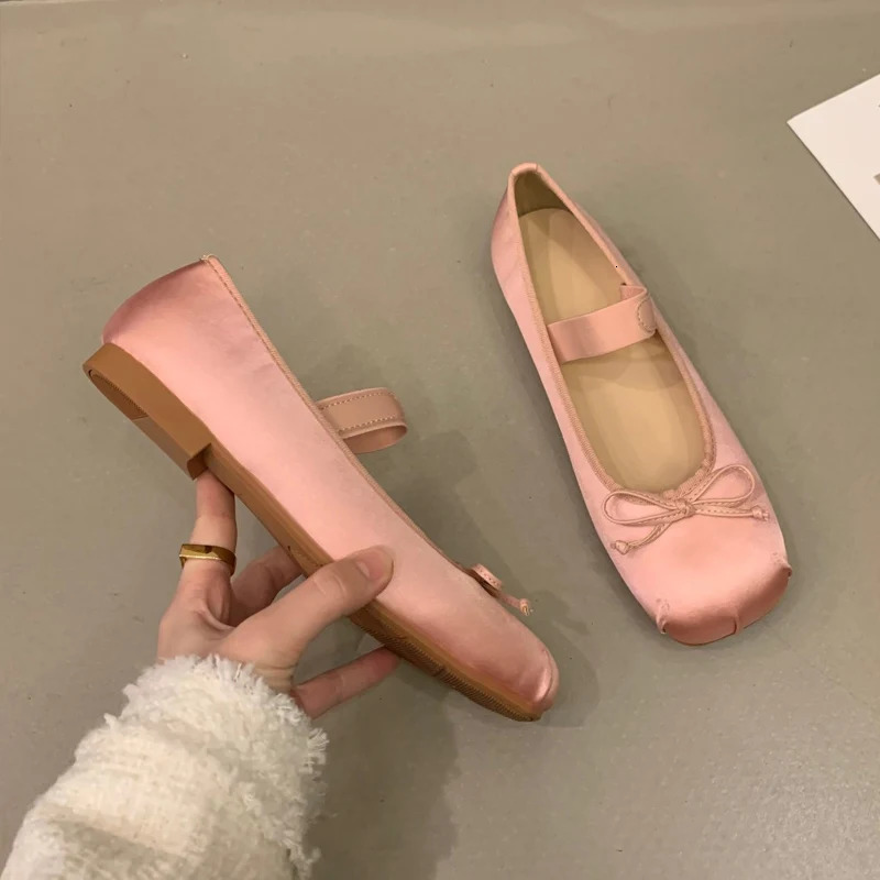 Satin Silk Ballet Shoes Woman Classic Square Toe Bowtie Elastic Band Ballerina Flats Ladies Soft Loafers 241016