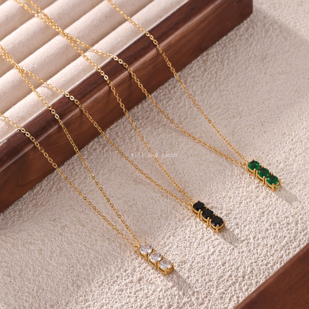 Cubic Zircon Bar Pendant Necklace 18k Gold Stainless Steel Chain Square Heart Charm Designer Jewelry Crystal Diamond Necklaces Gift for Woman Girls Fi
