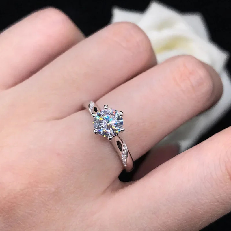 Solid 14K white gold AU585 white gold PT950 fashionable hexagonal diamond 1- diamond recommended card ring 241007