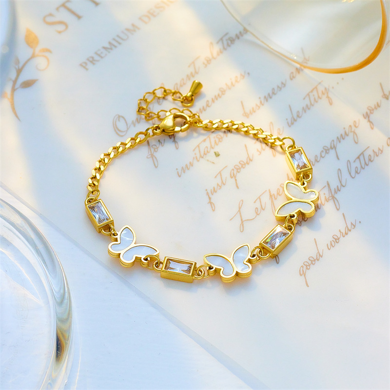 Elegant Titanium Steel Charm Bracelet 18K Real Gold Plated Flower Charms Bracelet for Women Snake Chain Crystal Beads Designer Bracelet Fine Jewelry G