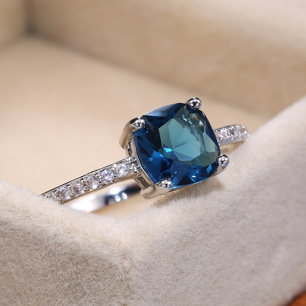 Solitaire ring for women zircon royal blue square diamond ring fashionable simple engagement ring platinum designer crystal wedding ring
