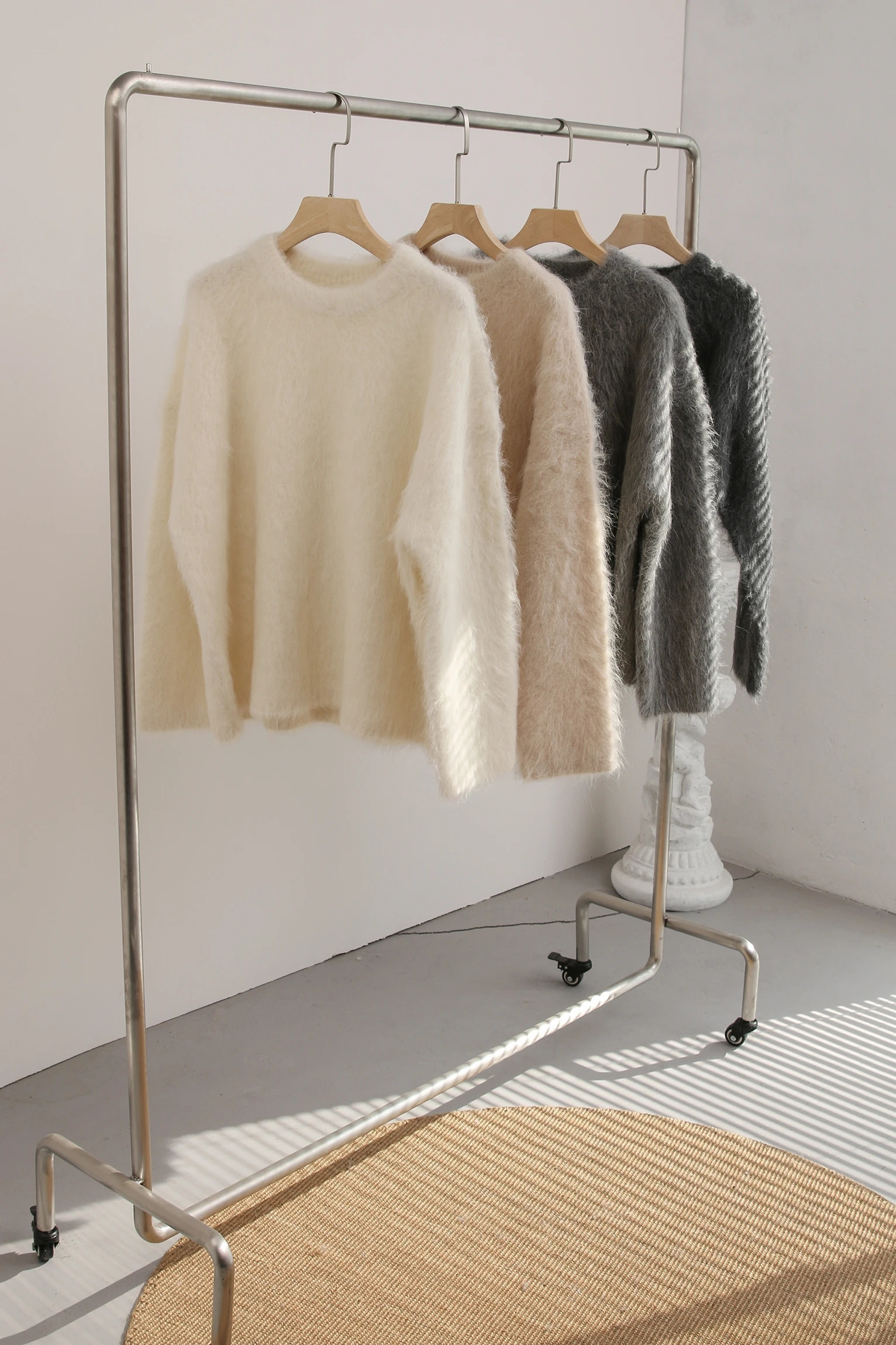 Autumn and Winter Warm Alpaca Slow Pulling Fleece Sweater Solid Knitted Womens 241015