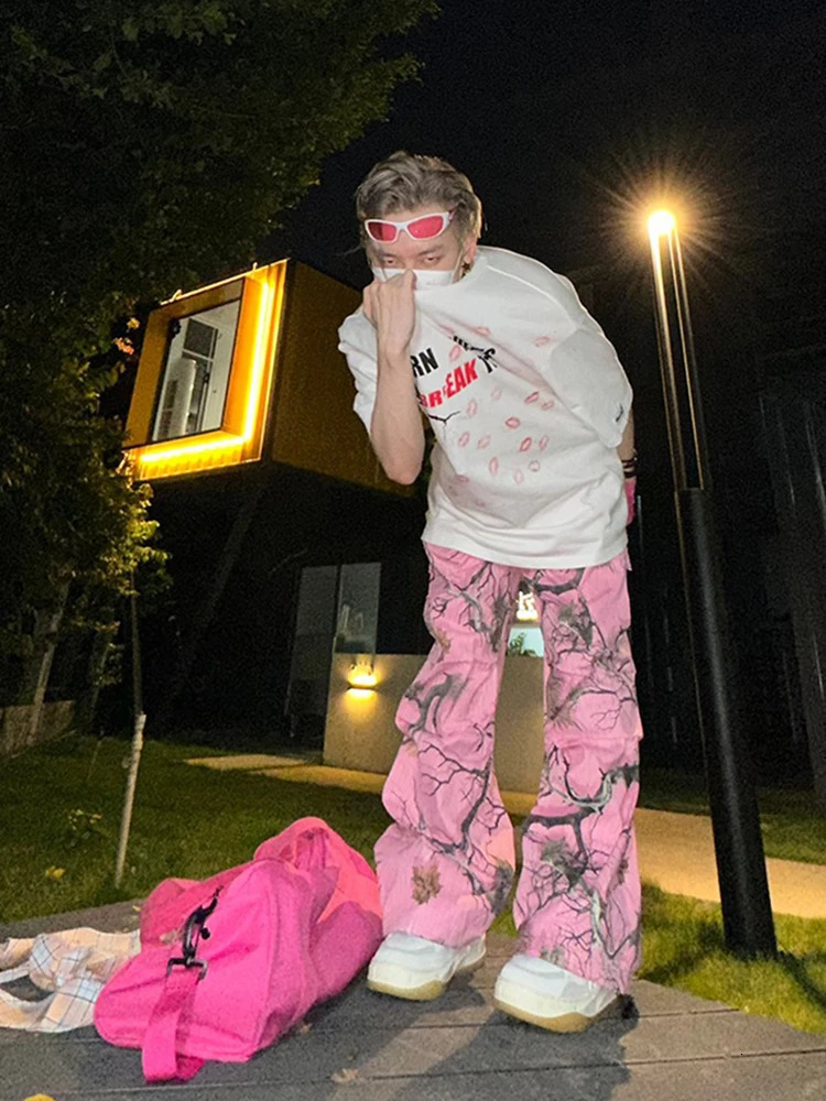 Mens Clothing Vintage Graffiti Casual Pants And Womens SpringAutumn Loose Pink Camouflage Print Straight Leg Overalls 241014