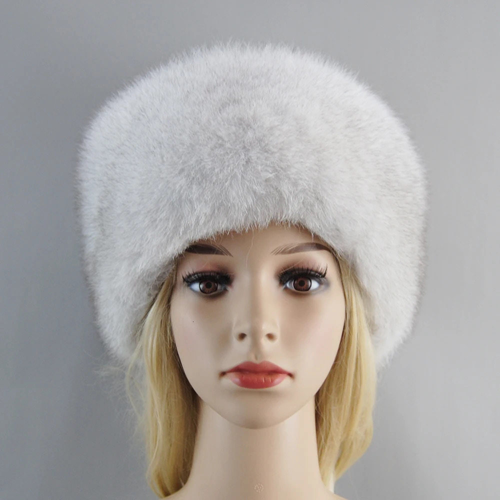 2024 Russian Style Female Round Cap Fashion Real Fur Hats Natural Fox Fur Women Winter Warm Bomber Hat Fluffy Beanies 241009