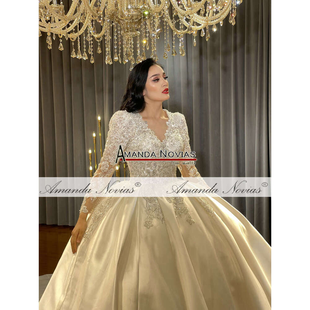 Satin Elegant Wedding Dress For Bride