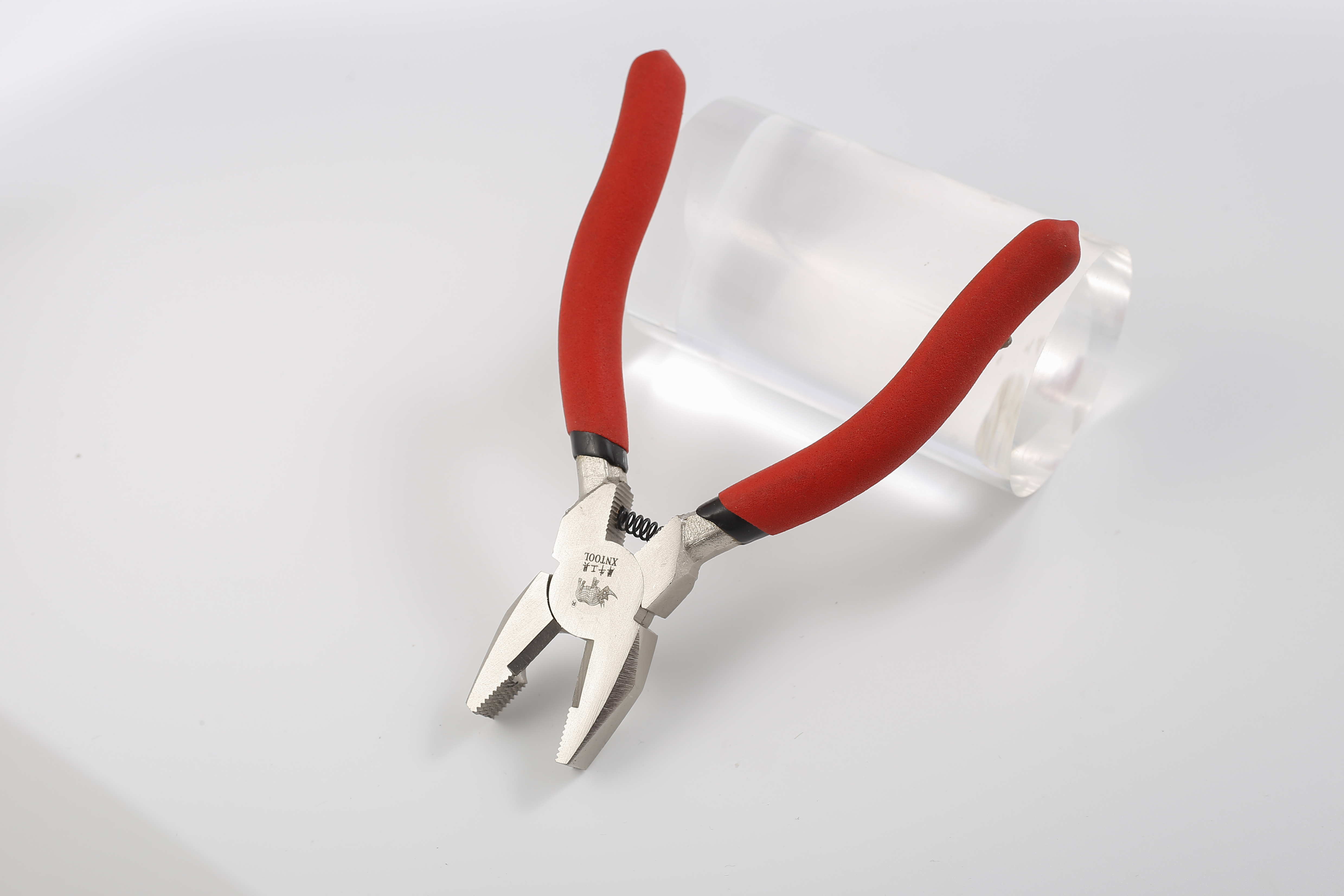 Japanese style pliers with plastic handle durable