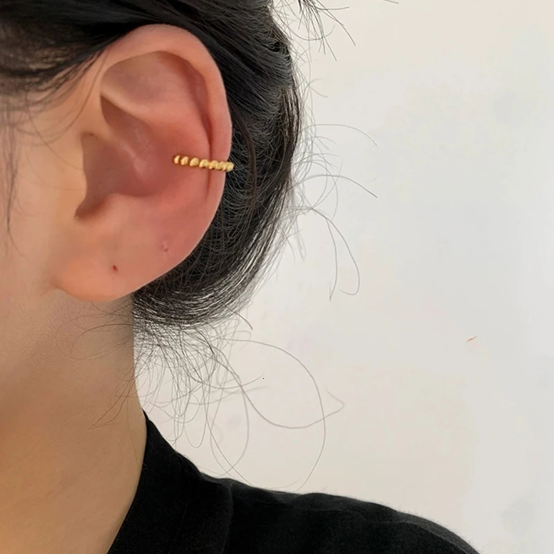 Ins Retro Stainless Steel Waterproof Beaded Cuffs Metal Texture Earbone Clip Non Perforated Clip Female Wholesale Earrings 241009 - view 7