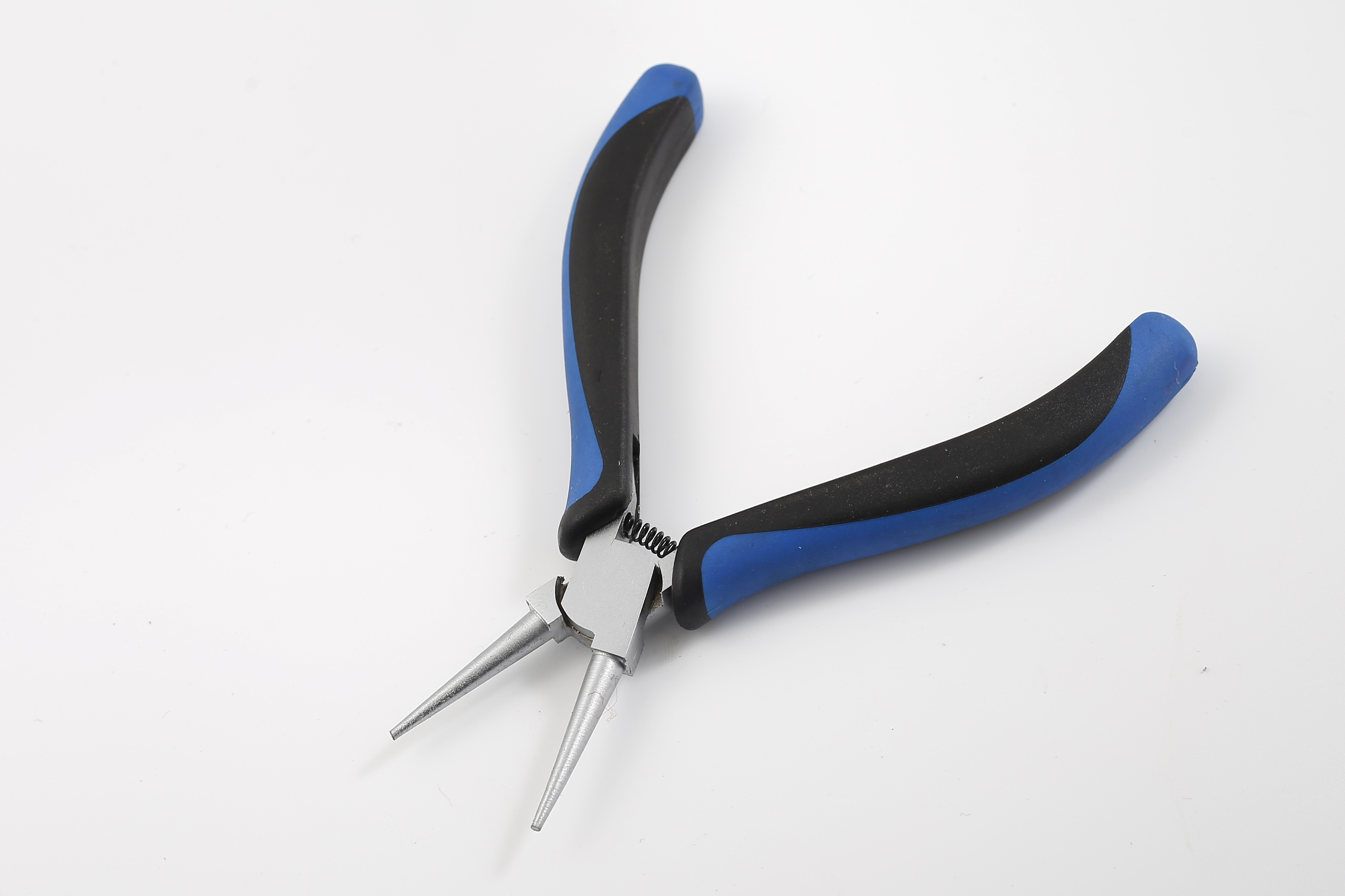 5-inch mini pliers with complete functions