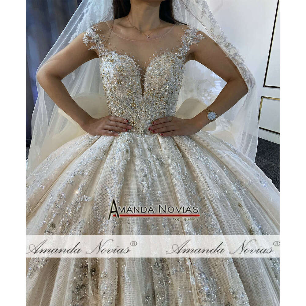 New design ruffles skirt long train wedding dresses bridal dress