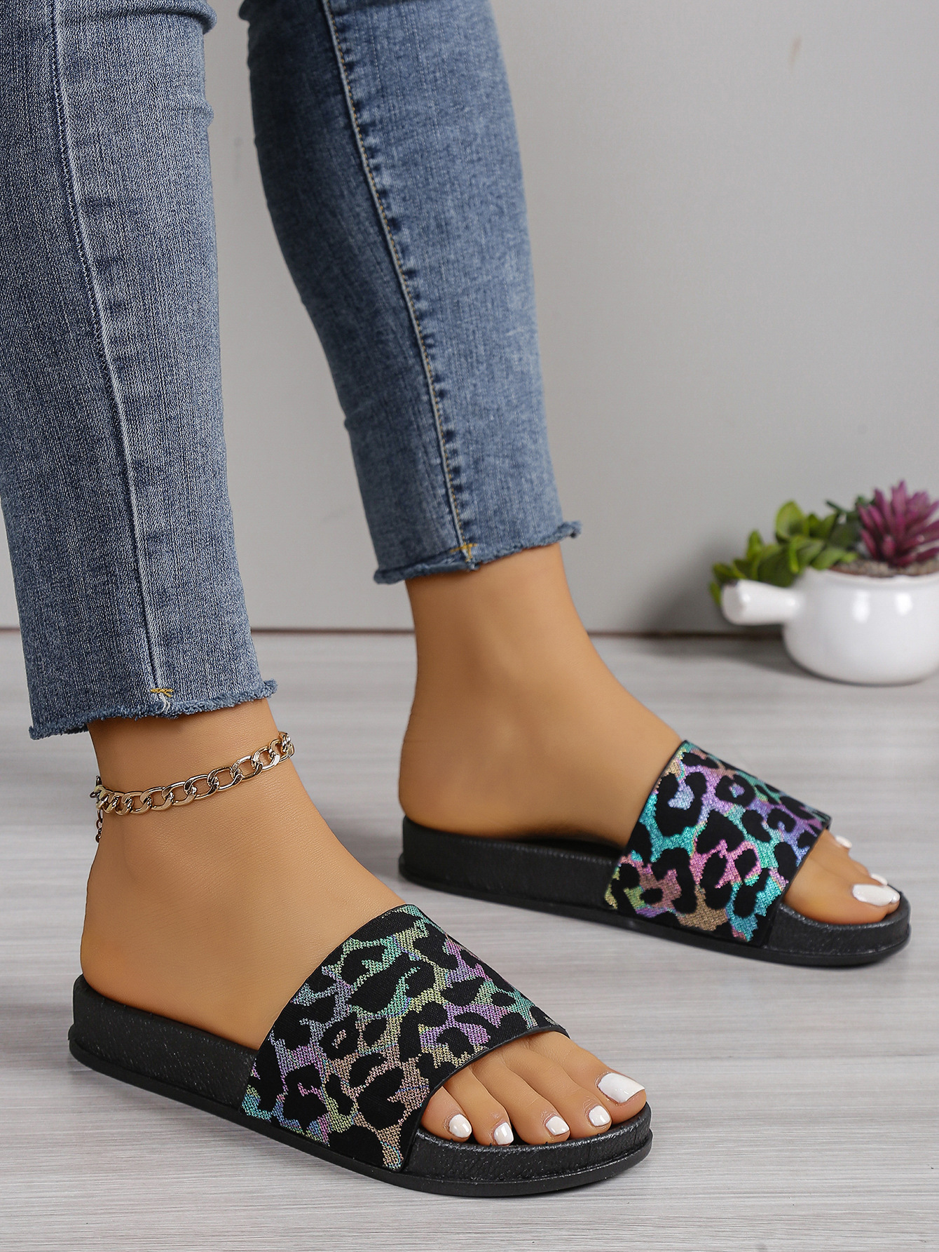 Designer Lazy slippers Platform slippers women wear open-toed beach slippers Free Shipping Plus Size 36-43 Free Shipping footwear