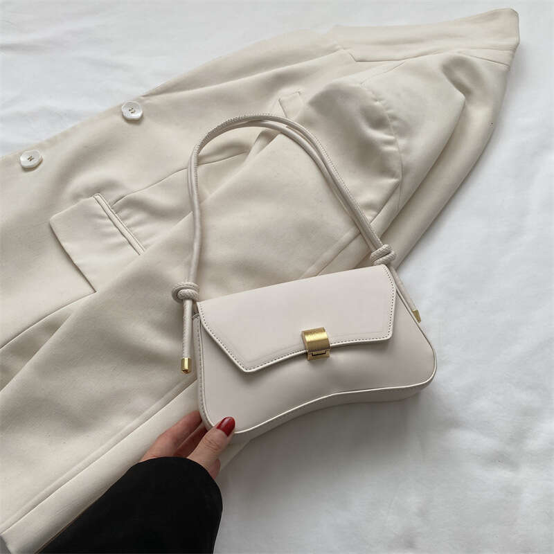 Casual small square trendy for women's autumn 2023 new item niche simple shoulder fashionable armpit bag