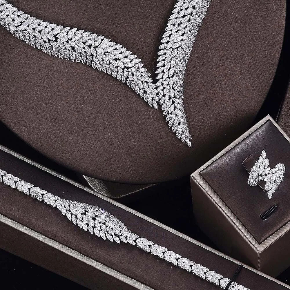 Selling Cubic Zirconia Bridal Wedding Jewelry Set Bridal 4-piece Set Womens Jewelry Set Jewelry Reproduction 241016