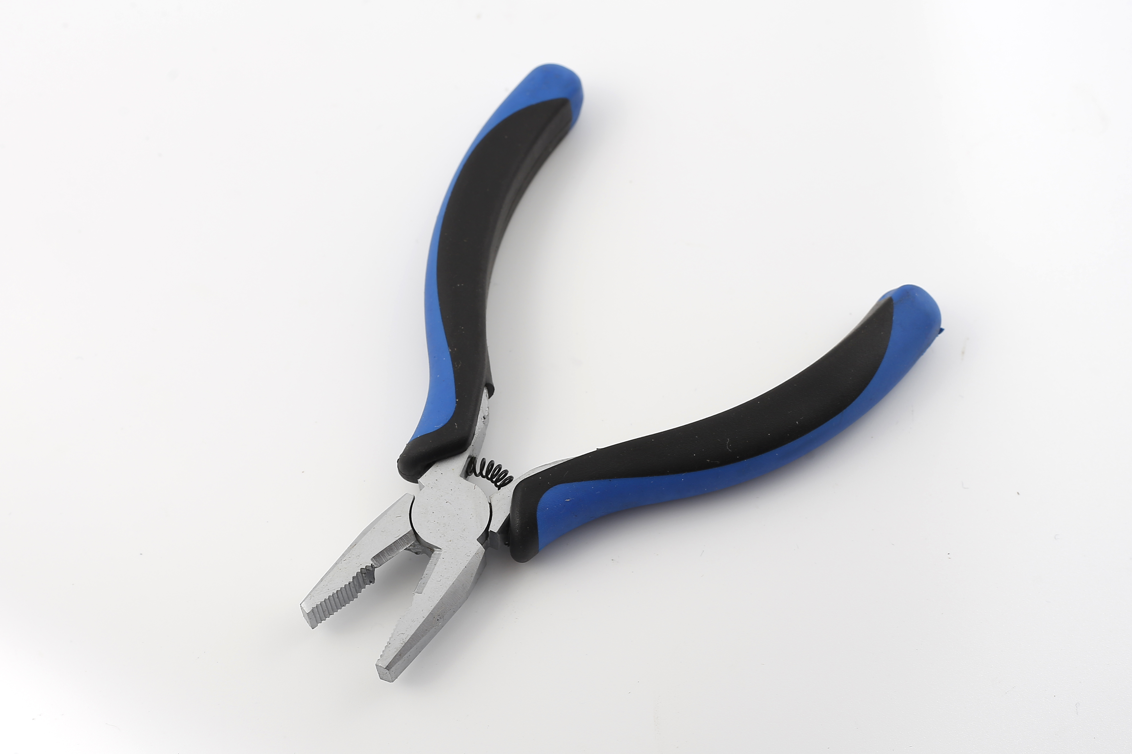 5-inch mini pliers with complete functions