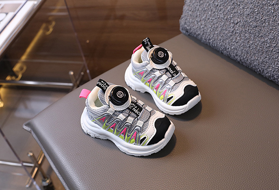 Kids Rotating Lace Shoes 2024 Autumn Winter School Shoes Boys Fashion Designer Sports Shoes Cutefeet Girls Tennis Toddler Sneakers for Children Sizes 