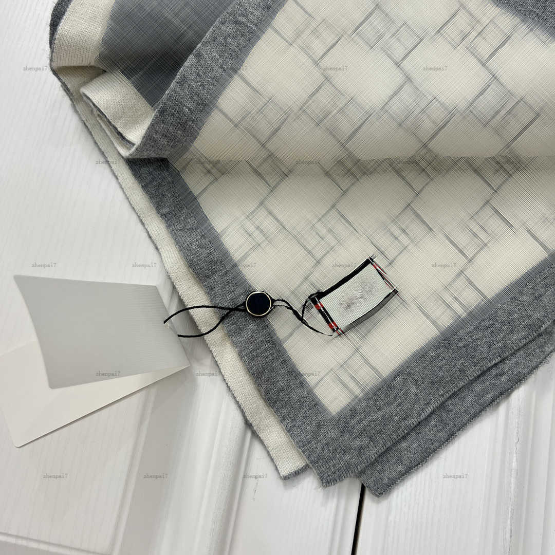 Top baby Blankets high-quality newborn Swaddling Comfortable fabric summer quilt winter infant Knitted quilt and Knitted hat