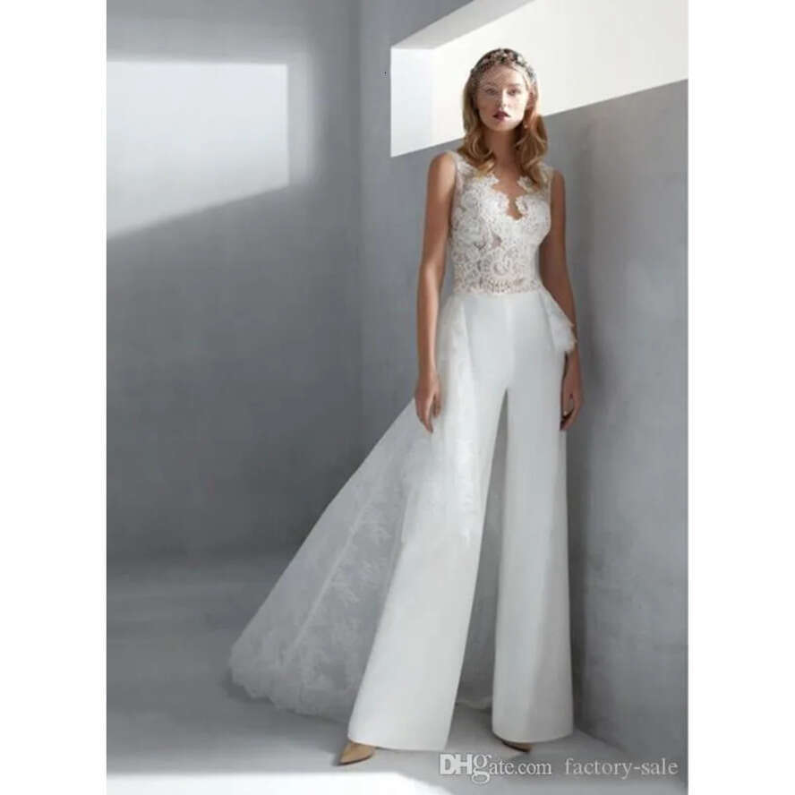 Elegant Jumpsuits Mermaid Overskirts Dresses New Sheer Jewel Neck Lace Bohemian Beach Bridal Gowns Boho Wedding Dress Pants