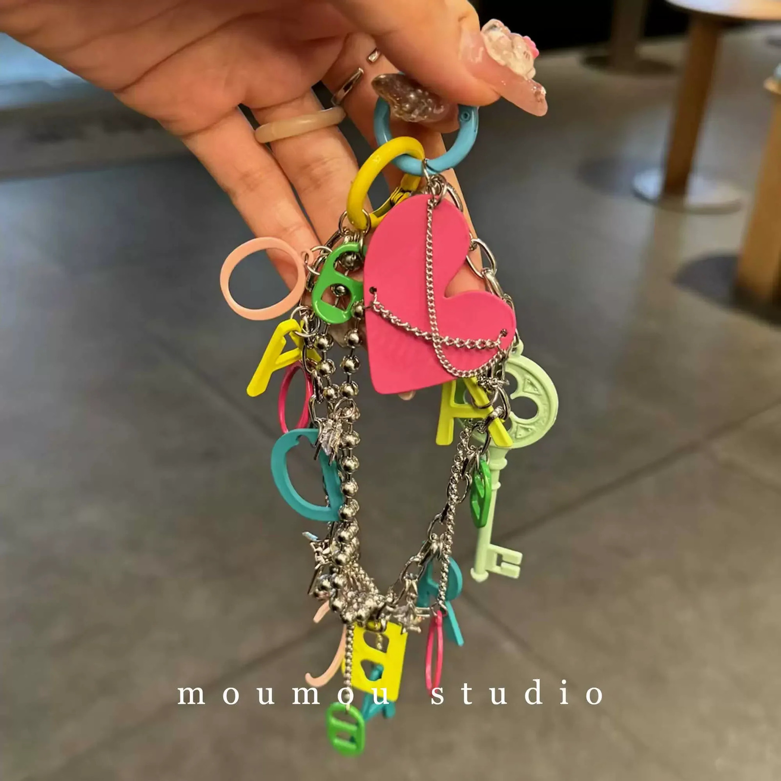 3 Colored Letters Elements Bag Pendant Mobile Phone Chain Keychain Couples Gift Fashionable Accessorie 241008 4