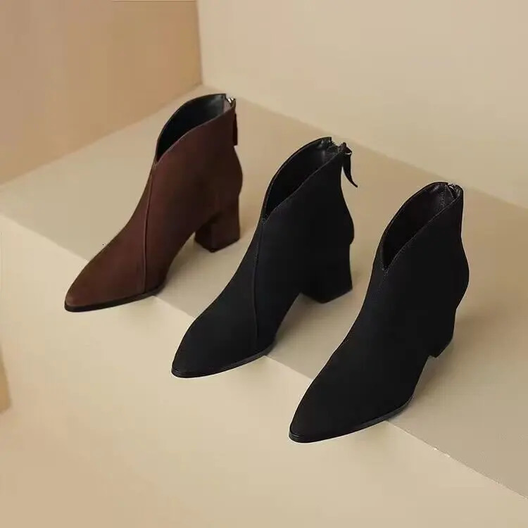 Women Ankle Boots Solid Color Pointed Toe Thick Heel Comfortable Zipper Platform Wedges Retro Short Booties Cowboy Shoes Female 241016