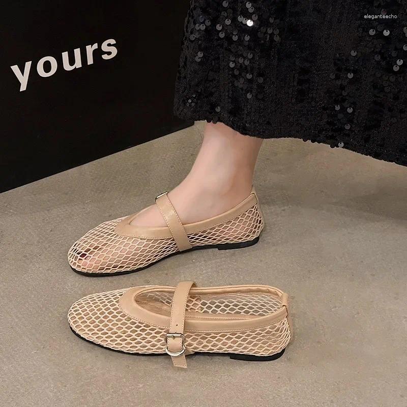 2025 S Fashion Designer Sandals Summer Mesh Hollow Women Free Shipping Flat Shallow Loafers Beach Walking Shoes Sandals For Comfort Retro