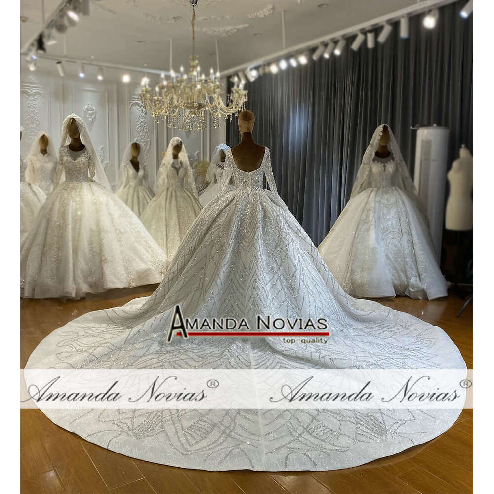 Heavy Beading Ball Gown Wedding Dress