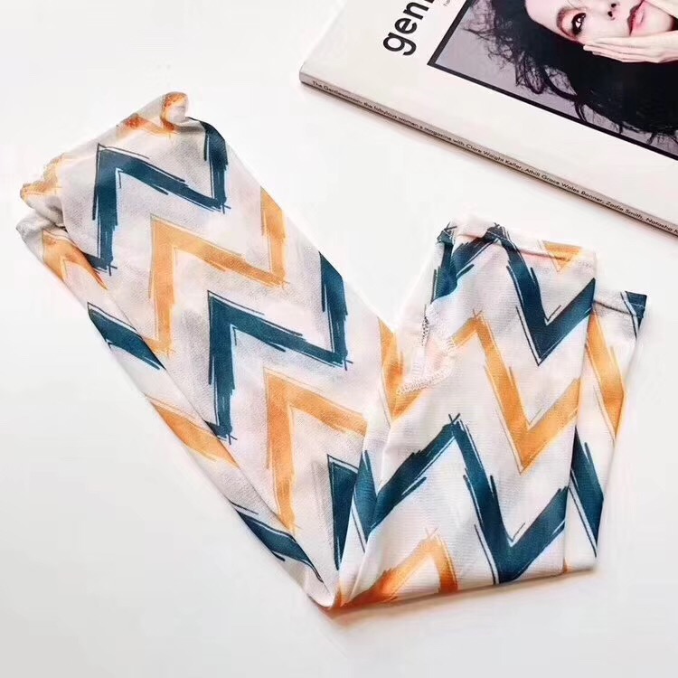 Ice Silk Sleeve Sunscreen Female Hand Sleeve Arm Protector Arm Sleeve Cover Arm Ice Cooler Sleeve Hand Sleeve American Girl Cute