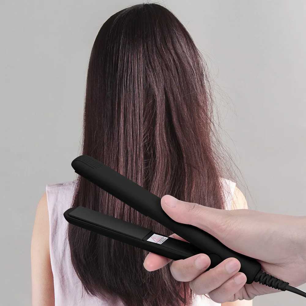 Mini Hair Straightener and Small Curling Iron 2 in1 for Short HairTravel Flat Iron for BangsDual VoltageXJ241016