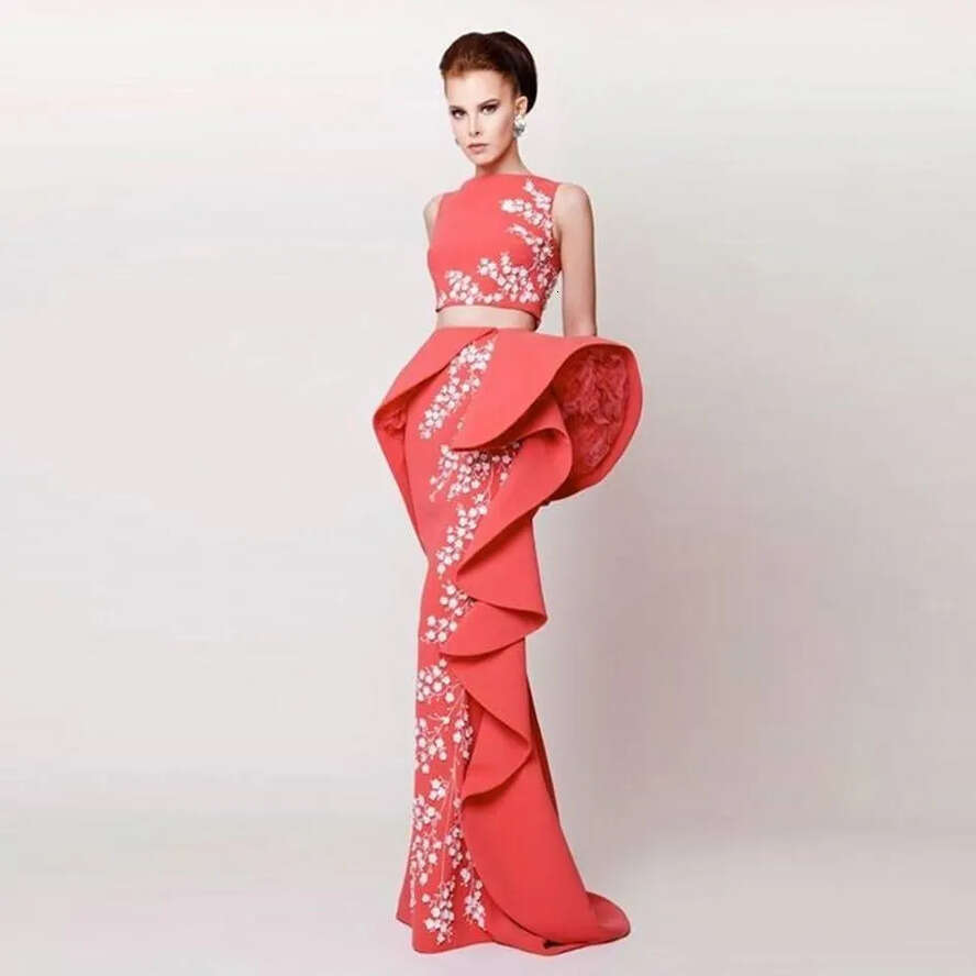 Two Design Pieces Unique Arabic Dresses Long Applique Boat Neck Mermaid Dress Vestido De Festa Peach Evening Gowns