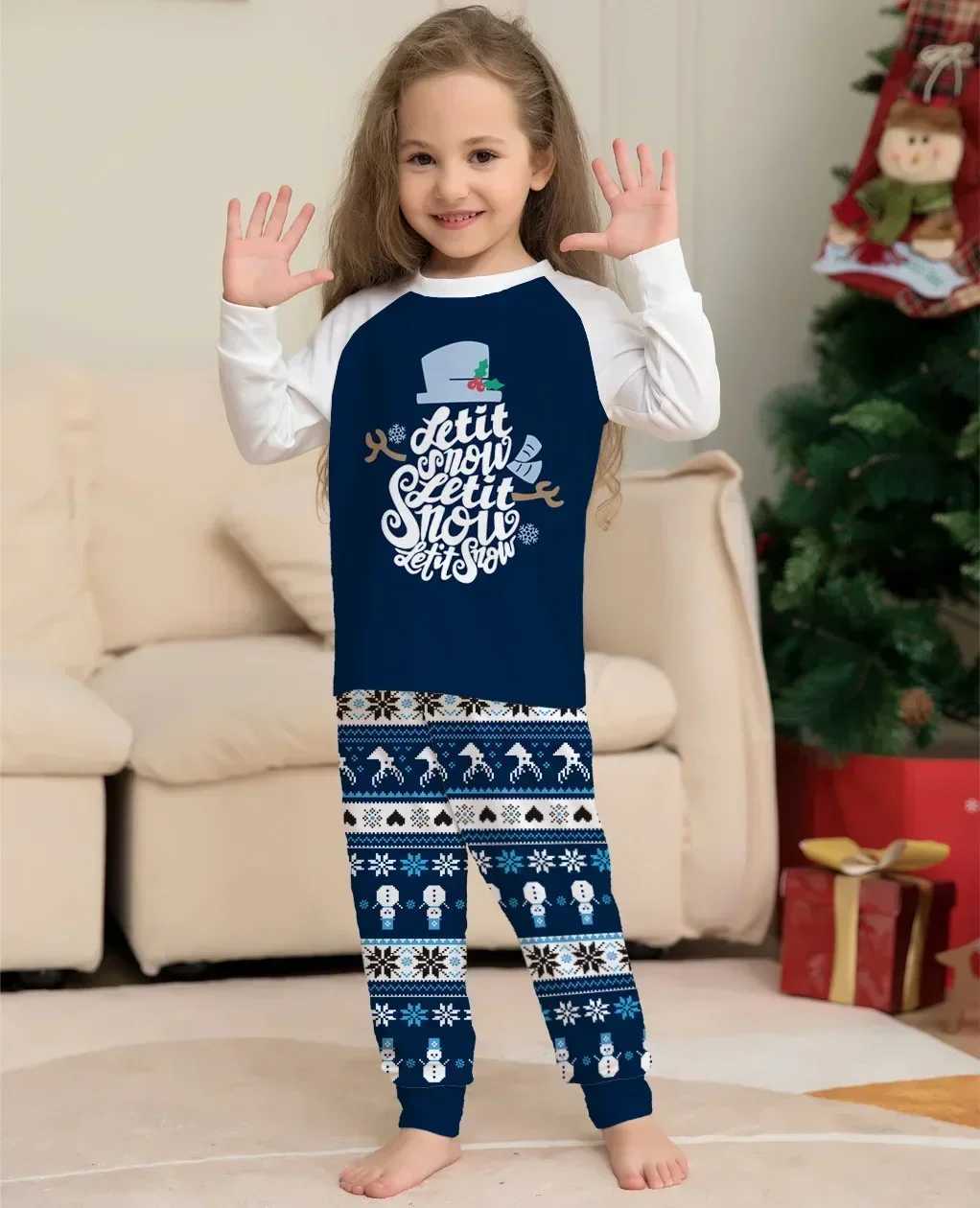 2024 Winter Letter Printing Christmas Family Pajama Set Mother Father Children Dog Matching Set Cute Soft Pajama Christmas Appearance Pjs W241015