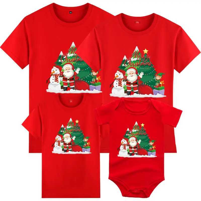 Christmas Family Watching Mom Dad Mom Daughter Son Christmas New Year Cotton Sweater Set Family Matching Clothes W241015